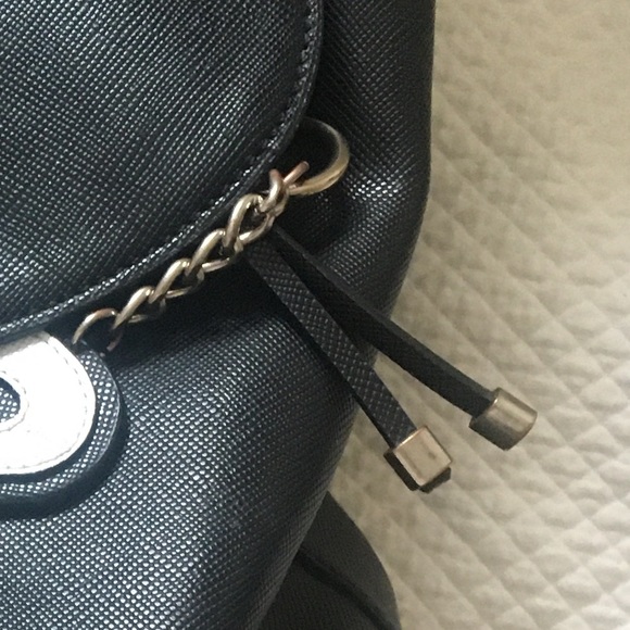 Guess Backpack - Picture 2 of 2